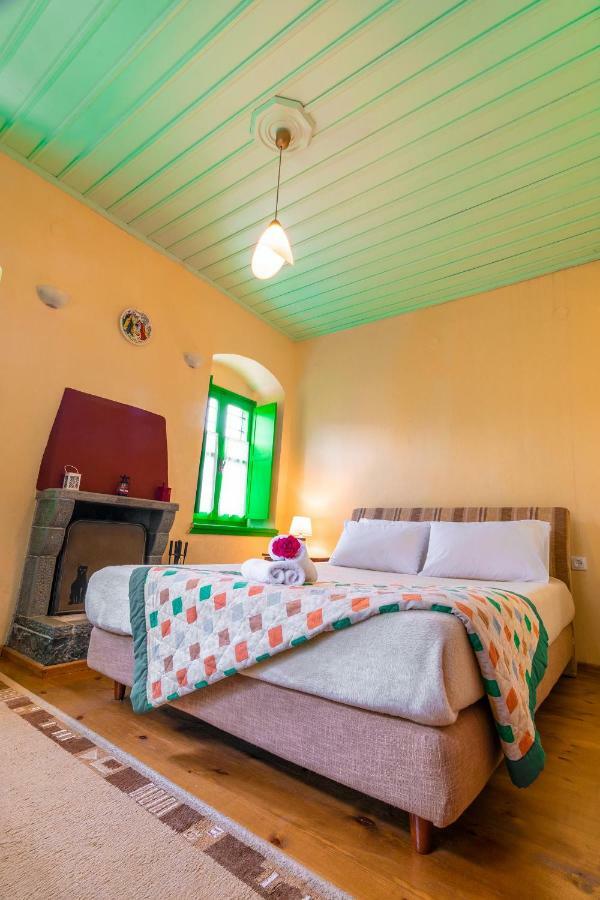 Morfeas Guesthouse Papingo Exterior foto